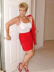 High-Heeled Slippers And Leather