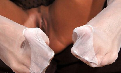 Ashley Bulgaris puckered nylon soles