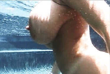 Linsey Dawn - Underwater Pool Part