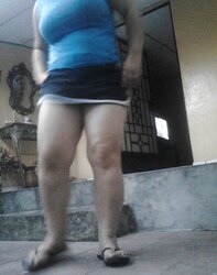 Se llama Olga y estoy por Cogermela.