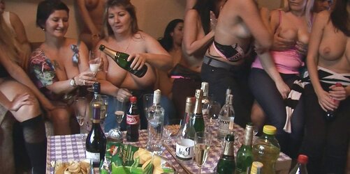 Czech Home Fucky-Fucky Picture Gallery