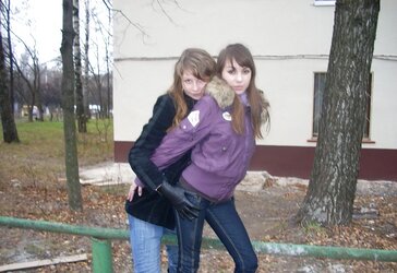 Kinky LiL Teenagers Play