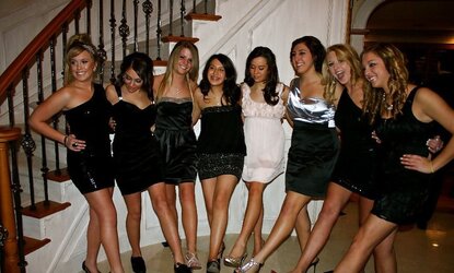 I enjoy high high-heeled shoes