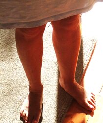 Ultimate stunning gams and soles