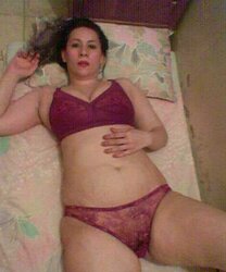 Arabian wifey