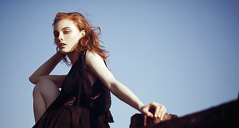 Crimson goddesses...