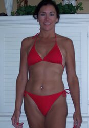 Stunning Brown-Haired MUMMY
