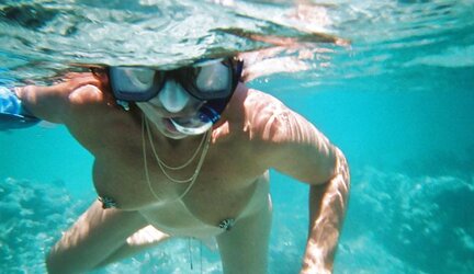 SNORKELING FUCKY-FUCKY BEATCH RIVER SUN