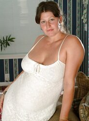 Pregnant Nicoleta