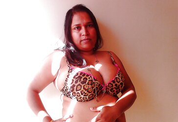 Indian Immense Jugs Mummy