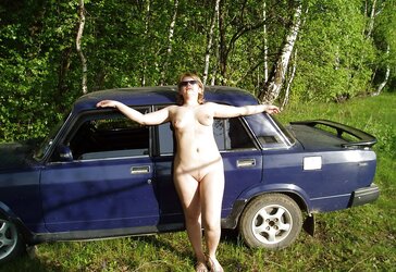 Meiden en autos