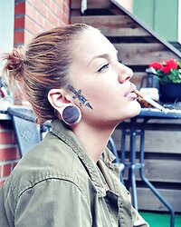 Remarkable Tat Honeys