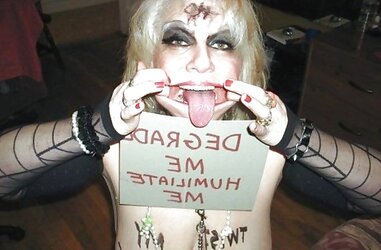Fledgling NOTEPAD Bodywriting Whores Marionettes