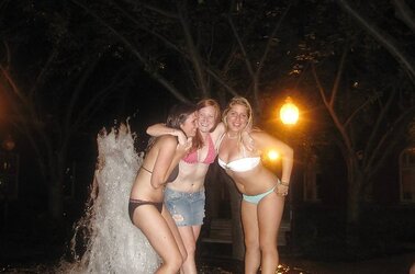 College Hoes V