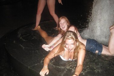 College Hoes V