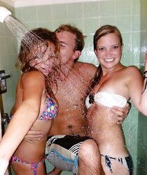 College Hoes V