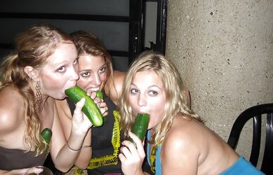 College Hoes V
