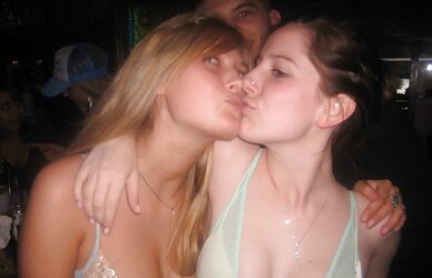 College Hoes V