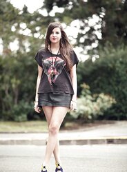 French bloggers Mode with cool gams