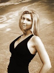 Bimbo tear up pigs for comment!