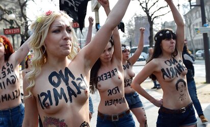 Femen 2013-04-04 Braless Jihad protest day