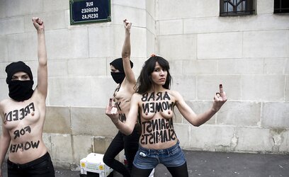 Femen 2013-04-04 Braless Jihad protest day