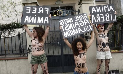 Femen 2013-04-04 Braless Jihad protest day