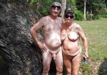 Mature duo 1.