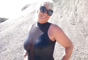 Gina White Februar