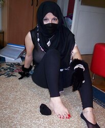 Real Arab Couples
