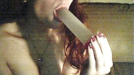 WEBCAM)))issa demonstrate