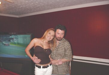 Bang his wifey for 1 euro