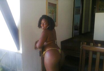 Negra Brasileira Dark-Hued Lady Brazil