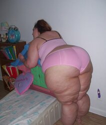 EXCEPTIONAL BACKSHOTZ: Leaving a Tiny to the Imagination