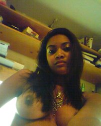 Selfshot indian gal