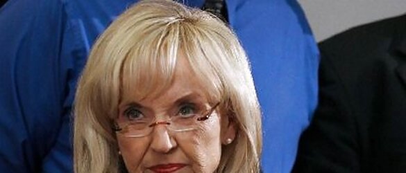 Conservative Jan Brewer gives me a meatpipe