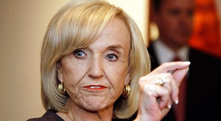 Conservative Jan Brewer gives me a meatpipe