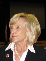 Conservative Jan Brewer gives me a meatpipe