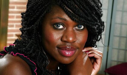 BLACK SWEETHEART - JAZMINE