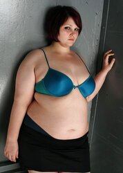 Spectacular PLUMPER Milla Monroe