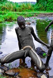 Africa folks drill ladies