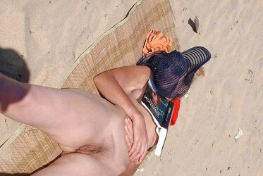 I enjoy being nude!