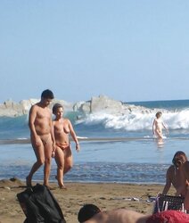 I enjoy being nude!