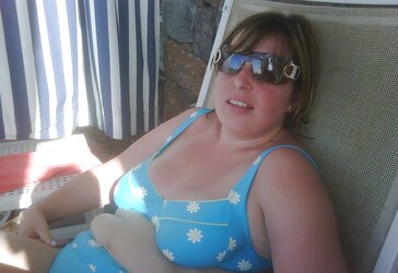 UK mummy Cockslut Angie C pt