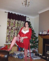 UK mummy Cockslut Angie C pt
