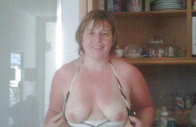 UK mummy Cockslut Angie C pt