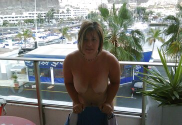 UK mummy Cockslut Angie C pt