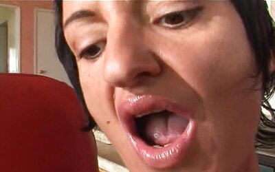 Susana De Garcia - Sloppy