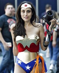 Honeys of Comic Con