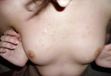 INEXPERIENCED TEENAGER DEEPTHROATS FACIAL CUMSHOT